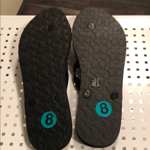 New COACH Abbigail slipper Flip Flops 8 - Picture 3 of 6